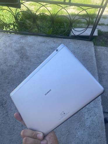 redmi a2: Планшет, Huawei, память 16 ГБ, 9" - 10", Wi-Fi, Б/у, Классический цвет - Серебристый — 2