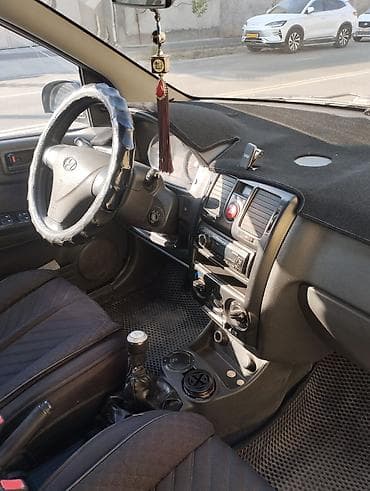 mazda mx5: Hyundai Getz: 2008 г., 1.4 л, Механика, Бензин, Хэтчбэк — 5