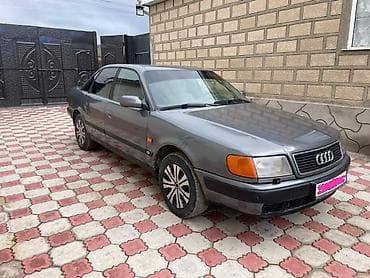 Audi S4: 1992 г., 2 л, Механика, Бензин, Седан