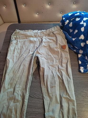 комтер: Брюки ZARA Jeans, светло-бежевого цвета. - Модель: прямые/слightly — 1