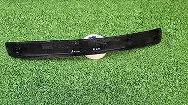 bwm x6: Накладка на порог е60 Задняя левая С дефектом Год 2006 В отличном — 2