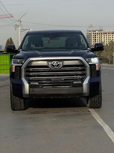 lend cruizer: Toyota Тундра: 2022 г., 3.5 л, Автомат, Гибрид, Пикап — 2