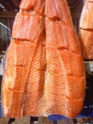 корм форели: Форель. Продаются свежозамароженный чищенный форель. Копченный форель — 2