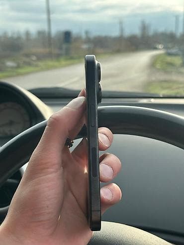 galaxy buds 3 pro бишкек: IPhone 15 Pro, Колдонулган, 128 ГБ, Black Titanium, Коргоочу айнек, 85 % — 4