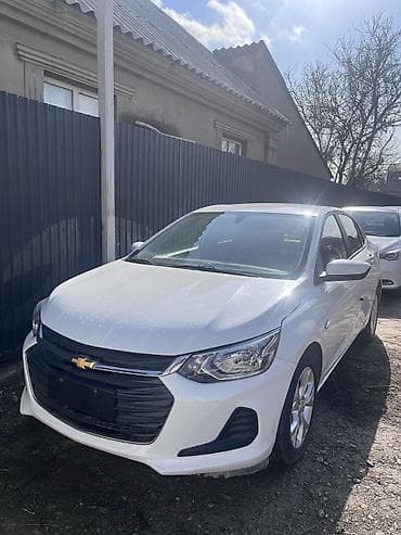 Chevrolet Onix: 2020 г., 1 л, Автомат, Бензин, Седан