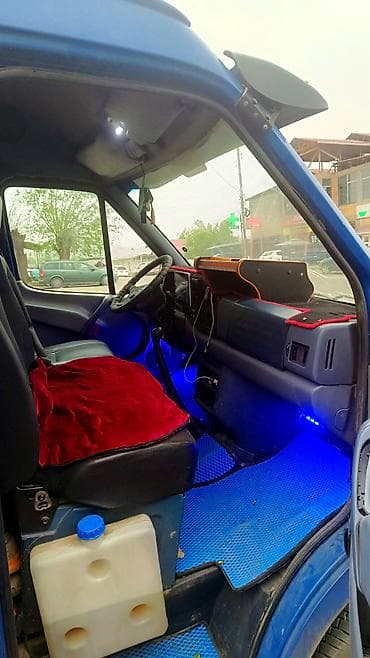 компрессоры б у: Легкий грузовик, Mercedes-Benz — 5