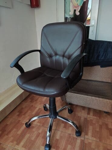 офисная мебель кресло: Офисное кресло, С колесиками, цвет - Коричневый, Экокожа — 1