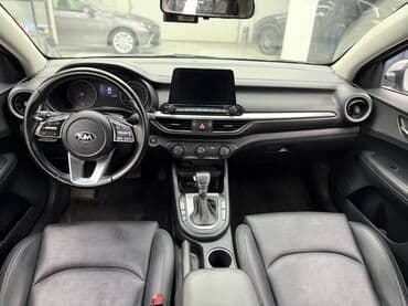 машина kj: Kia K3: 2019 г., 1.6 л, Автомат, Бензин, Седан — 8