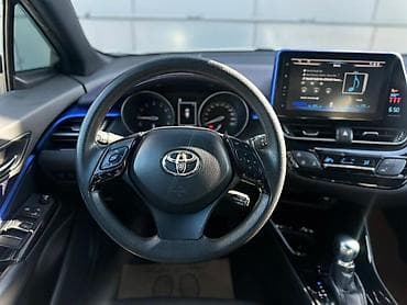 ауди сполер: Toyota C-HR: 2019 г., 2 л, Автомат, Бензин, Кроссовер — 4