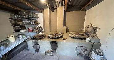 3: 🏡 Срочно продаётся уютный дом в ж/м Ак-Ордо-1!. 📍 Район: Ак-Ордо-1 — 7