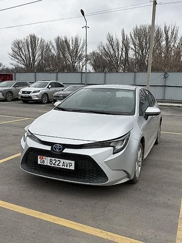 lexus ct: Toyota Corolla: 2020 г., 1.8 л, Вариатор, Гибрид, Седан — 10