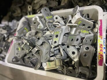 очень нужны: Петли капота Toyota, Б/у, Оригинал — 4