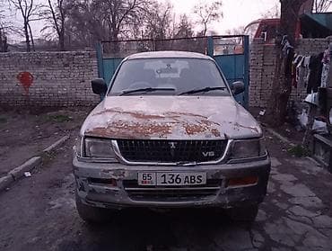 гран чироки: Mitsubishi Pajero: 1999 г., Механика, Бензин, Внедорожник — 1
