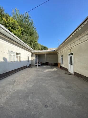 особняк ош: Дом, 200 м², 5 комнат, Агентство недвижимости, Косметический ремонт — 1