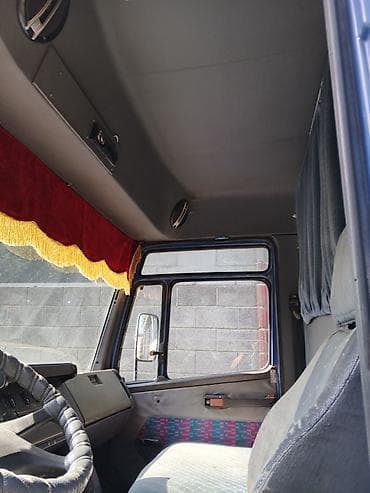 Транспорт: Грузовой фургон Mercedes‑Benz 814D (длинная база) - Кузов — 6