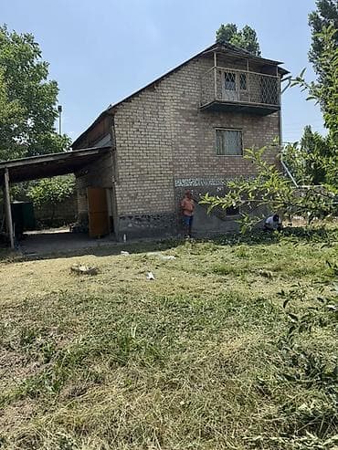 Продаётся дом с участком. Описание: - Двухэтажный кирпичный дом с at lalafo.kg Продаётся дом с участком. Описание: - Двухэтажный кирпичный дом с