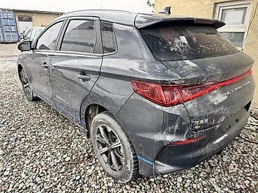 электромобиль смарт: BYD E2: 2021 г., Автомат, Электромобиль, Хэтчбэк — 2