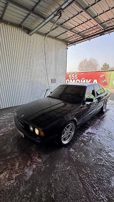520i: BMW 5 series: 1991 г., 2 л, Механика, Бензин, Седан — 2
