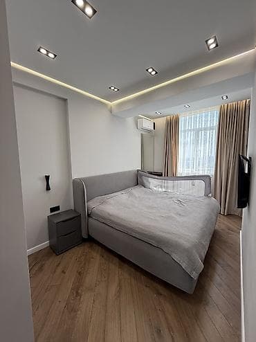 osh flat: 3 комнаты, 71 м², Элитка, 7 этаж, Дизайнерский ремонт — 10