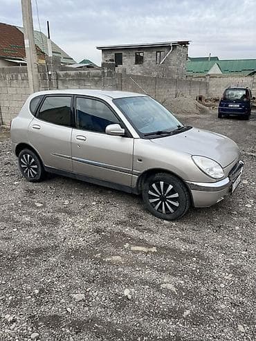 раздатки: Daihatsu Sirion: 2000 г., 1 л, Ручные, Бензин, Хэтчбэк — 3