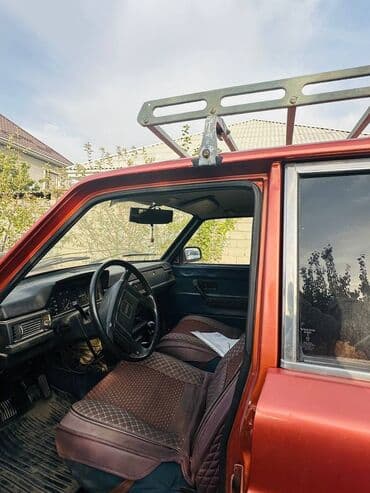 обмен на частный дом: Volvo 240: 1979 г., 2 л, Механика, Газ, Седан — 3