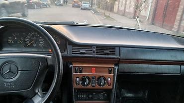 legion 7: Mercedes-Benz W124: 1994 г., 2 л, Ручные, Бензин, Седан — 9