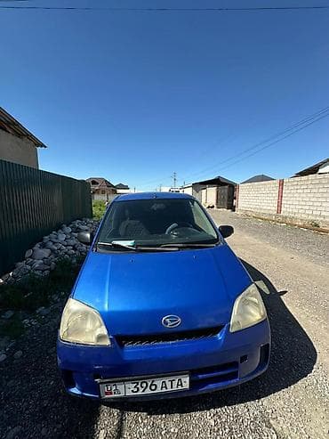 Унаа сатуу: Daihatsu Cuore: 2003 г., 1 л, Кол менен иштөөчү, Бензин, Хетчбек — 1