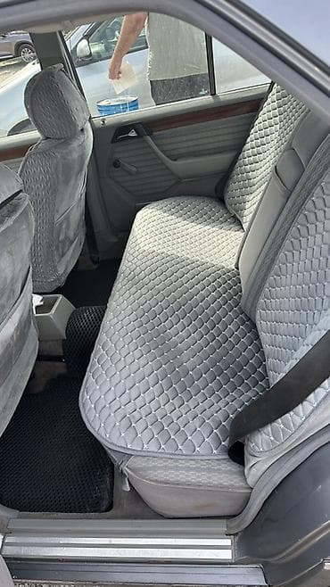 бескамерные диски: Mercedes-Benz W124: 1990 г., Седан — 8