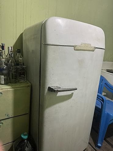poco k40: Холодильник ЗИЛ «Москва» (ретро) Полностью в рабочем состоянии. - — 1