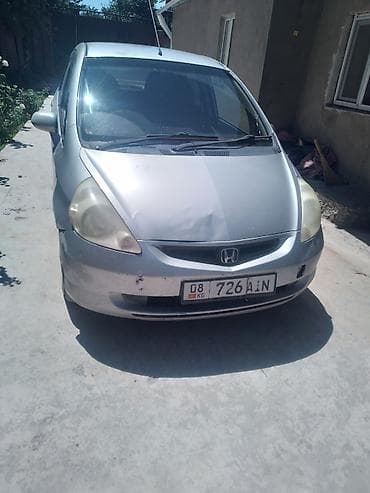 Продажа авто: Honda Fit: 2001 г., 1.5 л, Автомат, Бензин, Хэтчбэк — 2