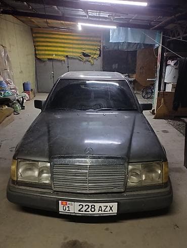 авто вит: Mercedes-Benz W124: 1995 г., 2.3 л, Автомат, Бензин, Седан — 10