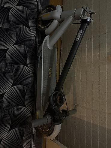 Электросамокат, Ninebot, Б/у, Самовывоз