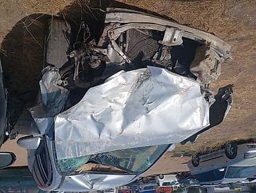 сервис панель: Nissan Primera P12, серебристый хэтчбек, на разбор по запчастям — 2
