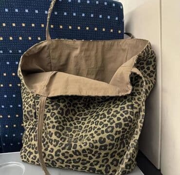 Стильные шопперы Цена от 100 сом Караван 0 этаж | Бутик С15 Цены вас