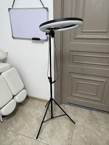 Кольцевая LED-лампа на штативе - Диаметр кольца: ориентировочно 30–40