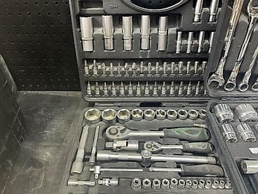 комплект отверток: Набор ручного инструмента в кейсе - Полный комплект торцевых головок — 1