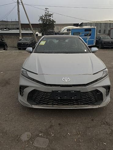 toyota is: Toyota Camry: 2026 г., 2 л, Робот, Гибрид, Седан — 1