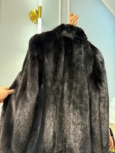 куртки дубленки: Шуба куртка белая дублёнка зелёная куртка -4000 черная дублёнка — 4