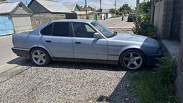 BMW 5 series: 1992 г., 2.5 л, Механика, Бензин, Седан