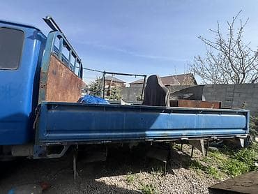 трактора мтз: Кузов бортовой Kia, Б/у — 1