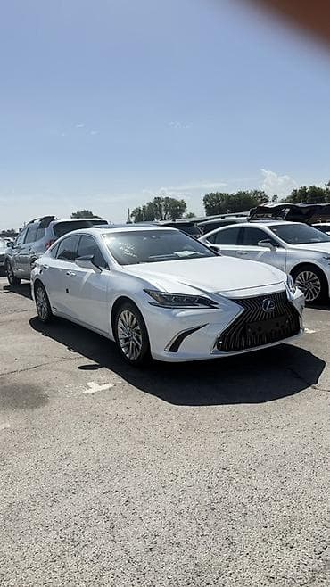 infinity fx35: Lexus ES: 2020 г., 2.5 л, Автомат, Гибрид, Седан — 3