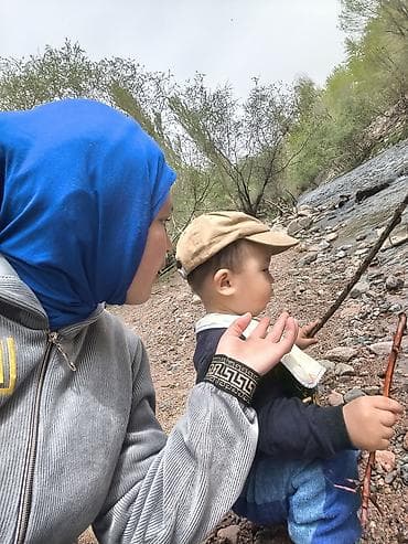 прожектор для фото: Няня:Жумагул. 1.кунго 1 эле бала алам! озумдун балама кошуп караймын — 1