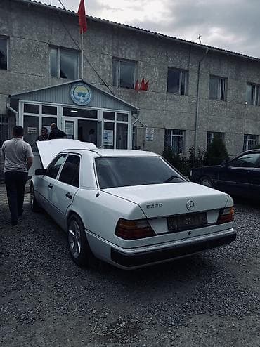 мерседес 124 с: Mercedes-Benz W124: 1992 г., 2.2 л, Механика, Седан — 6