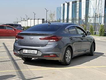 hundai: Hyundai Elantra: 2019 г., 1.6 л, Автомат, Бензин, Седан — 4