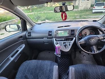 Продажа авто: Toyota WISH: 2003 г., 2 л, Автомат, Бензин, Универсал — 10