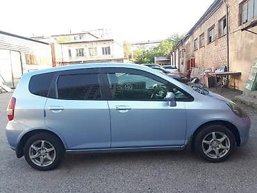 ади 100: Honda Fit: 2003 г., 1.3 л, Автомат, Бензин, Хэтчбэк — 2