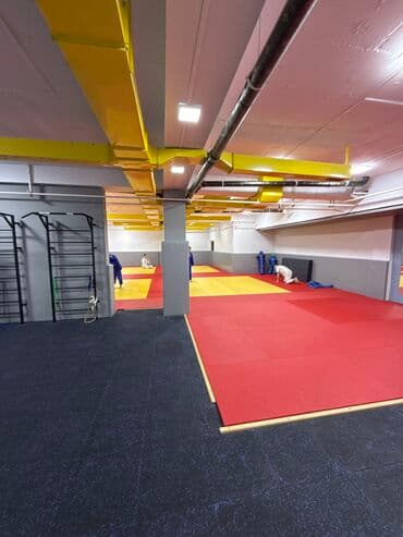 дом для отдыха: Объявление от собственника Продаю коммерческое помещение Место: 7 — 10