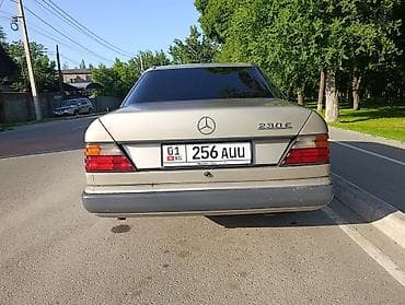 bye e5: Mercedes-Benz E-Class: 1988 г., 2.3 л, Автомат, Бензин — 6