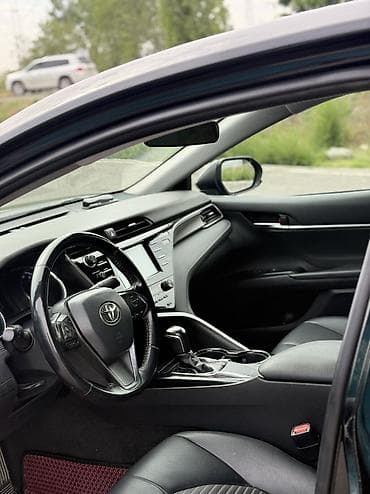 Toyota Camry: 2019 г., 2.5 л, Автомат, Бензин, Седан — 5