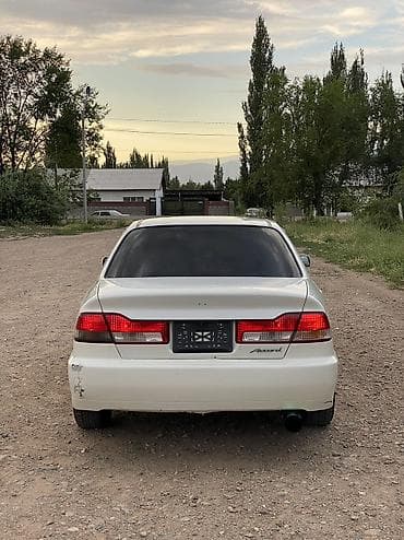 Honda Accord: 2001 г., 2 л, Автомат, Бензин, Седан — 6